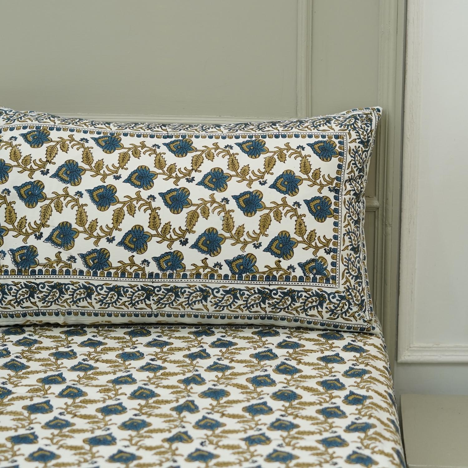 bohemian decorative cotton bedsheet, handmade art, printed blue color bedsheet, hand block print pure cotton bedcover with pillow cover, natural cotton with white background bedsheet, king and queen size bedsheet.