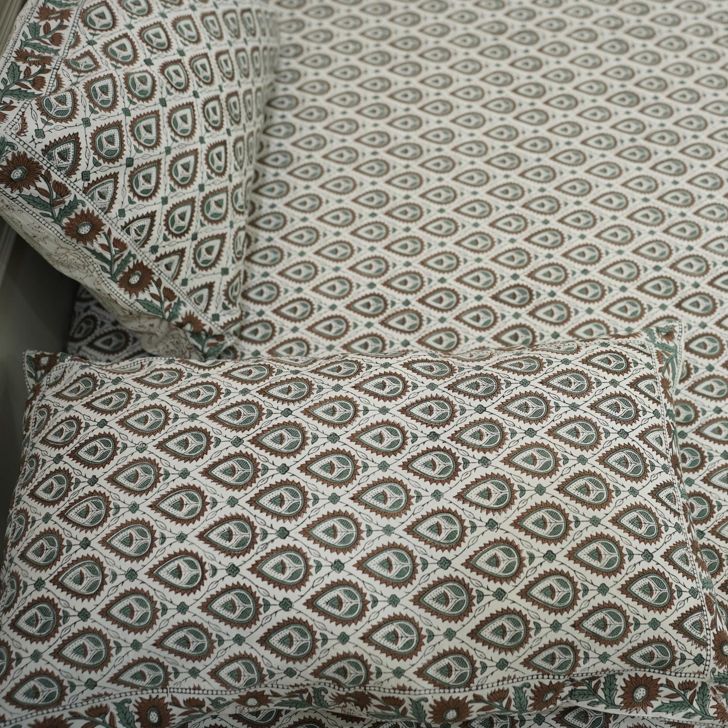 Cotton bedsheet for king, queen and twin size bed, made from 100% cotton fabric bedspread, floral block print handmade printed bedspread for king size bed.