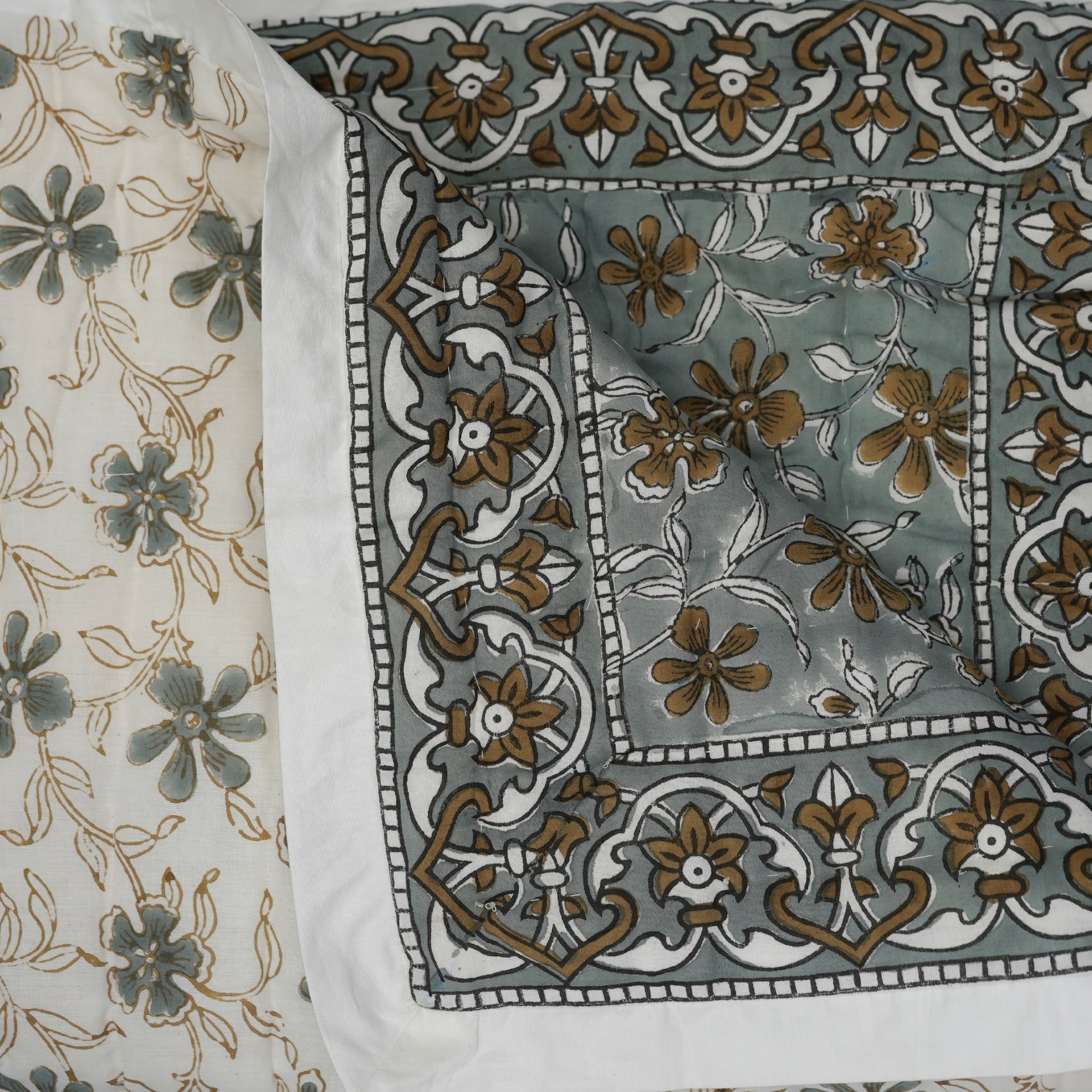 Exquisite Hand-Block Floral Printed Cotton Quilt – Timeless Elegance &amp; Cozy Comfort