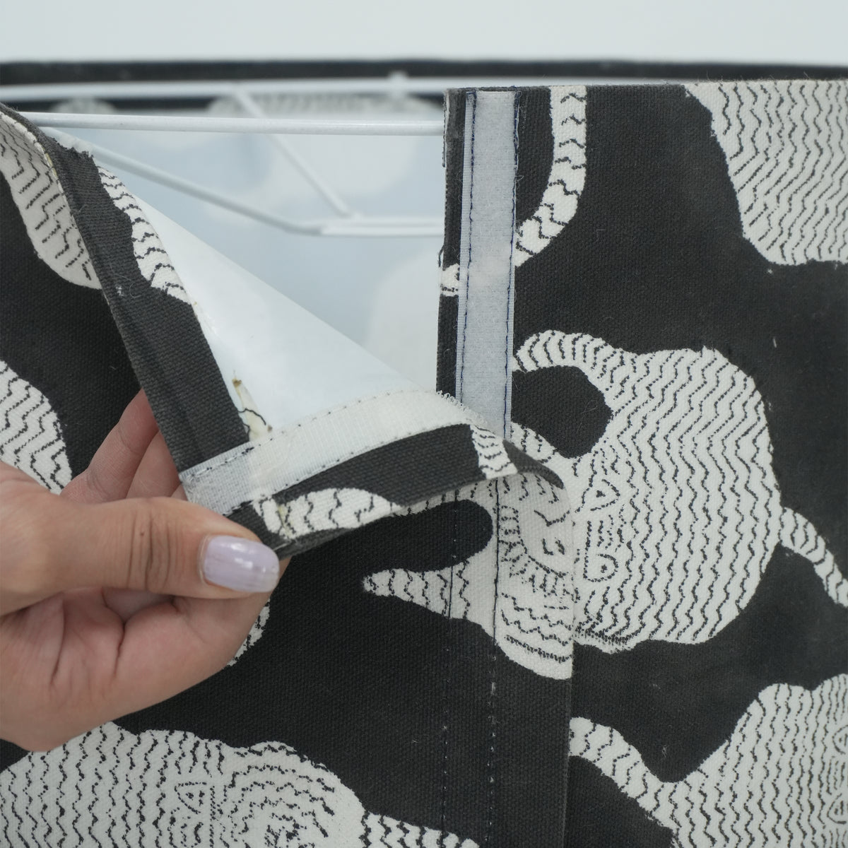Hand Printed Drum Lampshade in Thick Cotton White - Black Mushak 