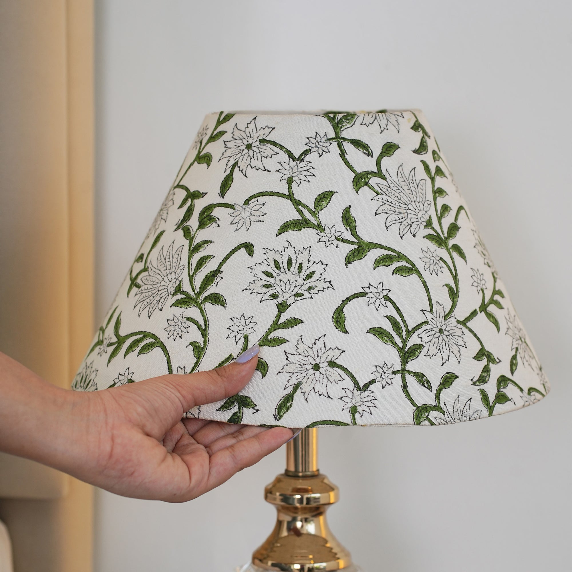Hand Block Print Thick Cotton White Lampshade - Green Aradhana