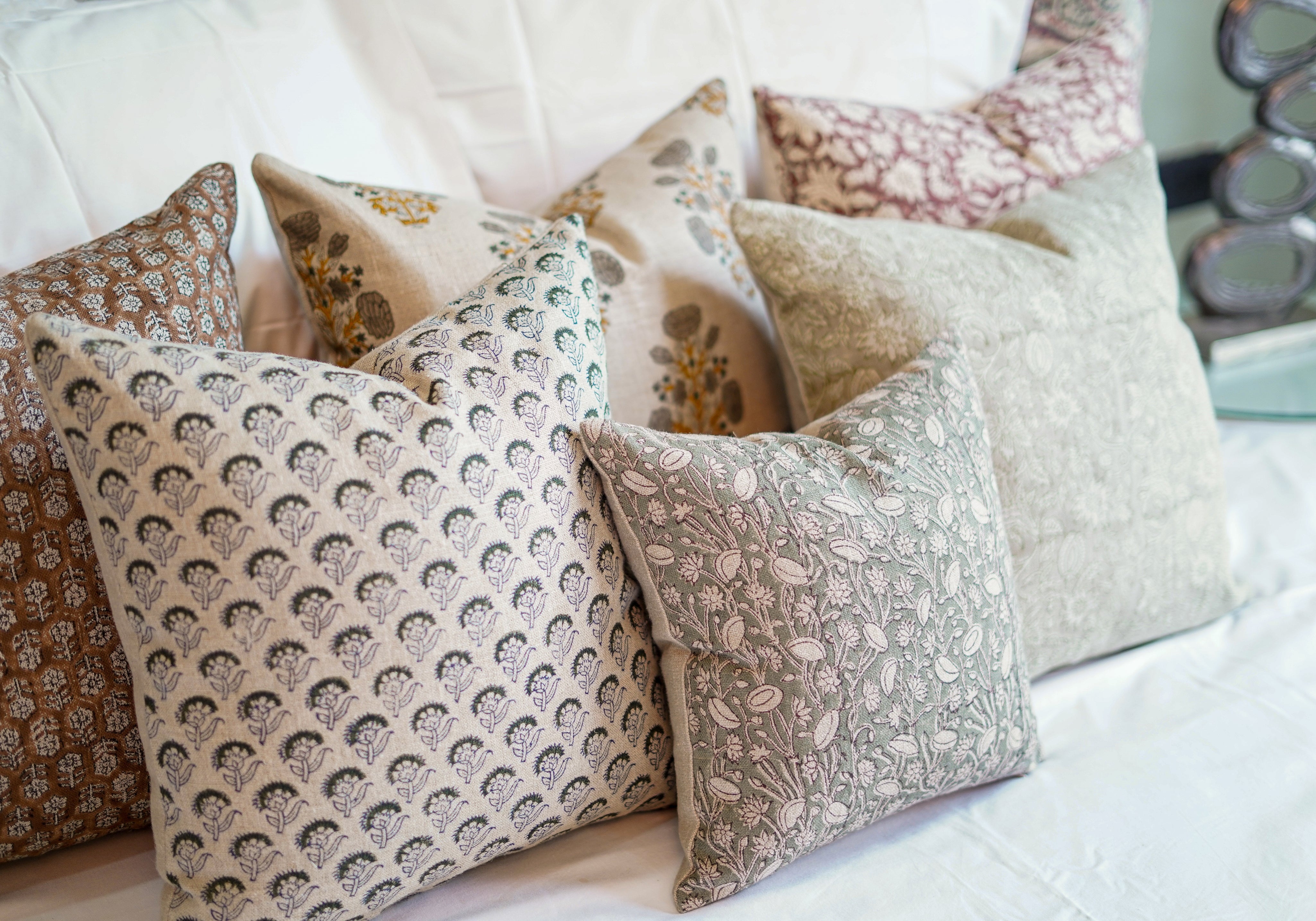 7 Stunning 20x20 Pillow Covers to Instantly Upgrade Your Living Room