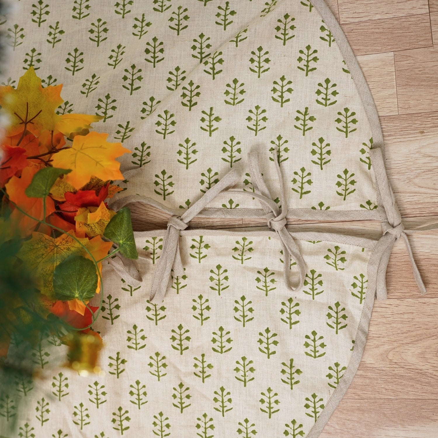 Block Printed Pure Linen Decorative Green Leaf Floral Print Christmas Tree Skirt Indian Holiday Decor - Jaisalmer 