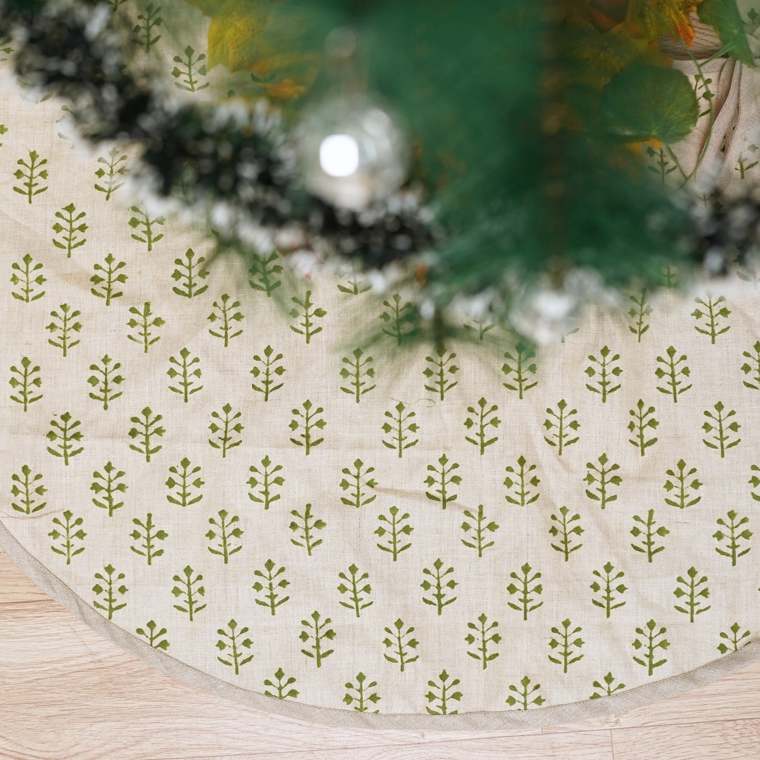 Block Printed Pure Linen Decorative Green Leaf Floral Print Christmas Tree Skirt Indian Holiday Decor - Jaisalmer 