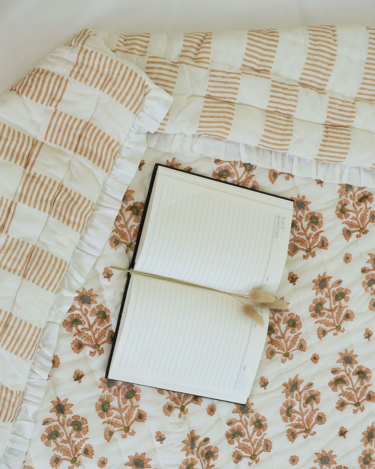 Peach Floral Block Print Border Sadabahar Bed Cotton Quilt