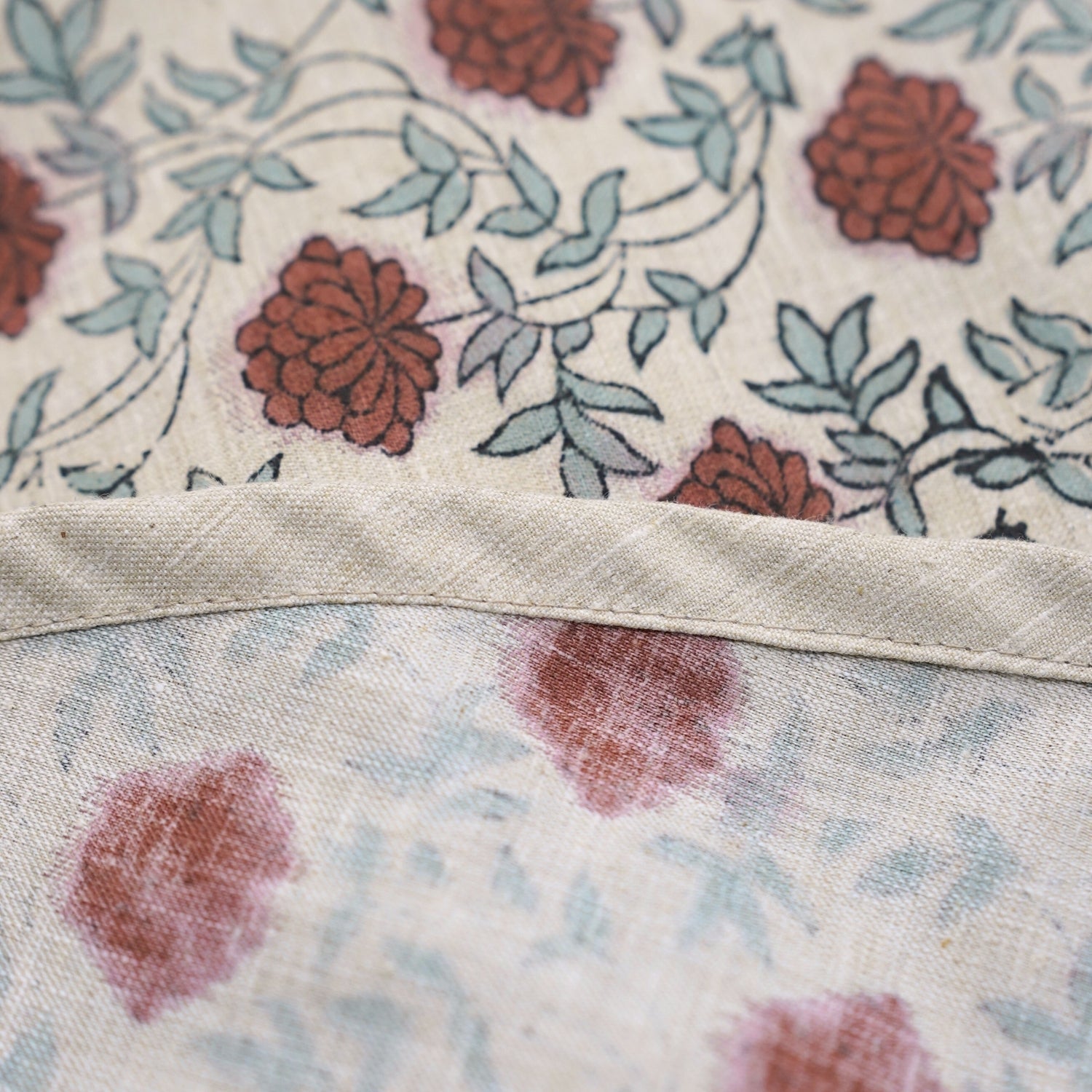 Handmade Boho Linen Blend Khubsurat Brown & Gray Floral Living Room Block Printed Christmas Tree Skirts 