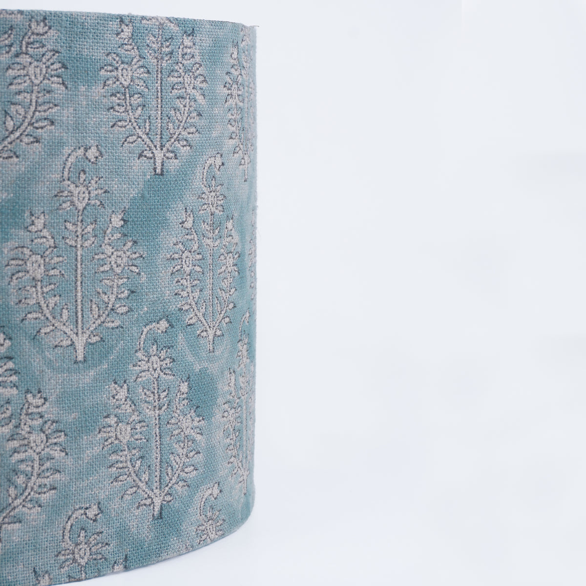 Handcrafted Gray Floral Detachable Linen Lampshade – Neelgagan 
