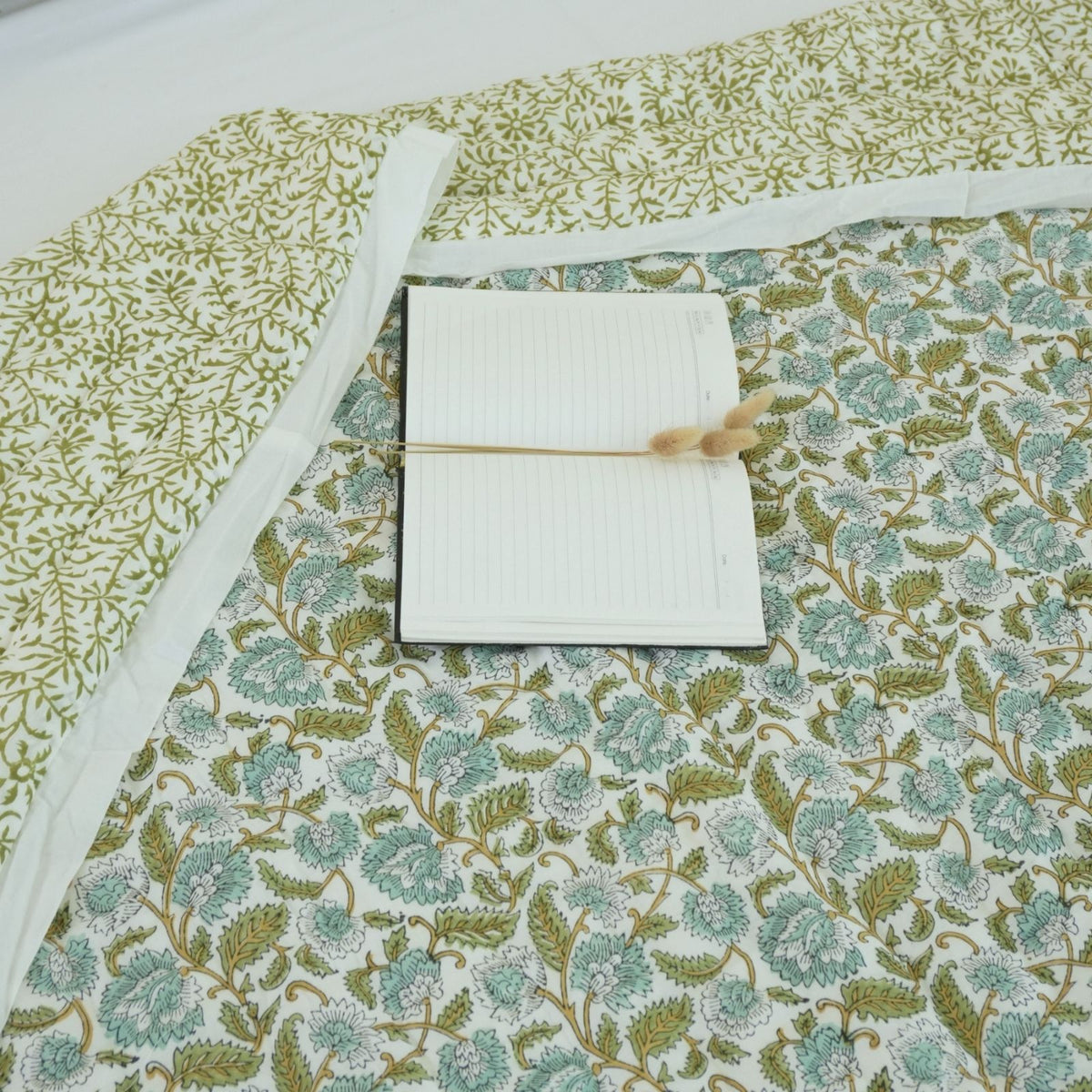 Indian Block Printing Floral Border Cotton Quilt - Mandakani