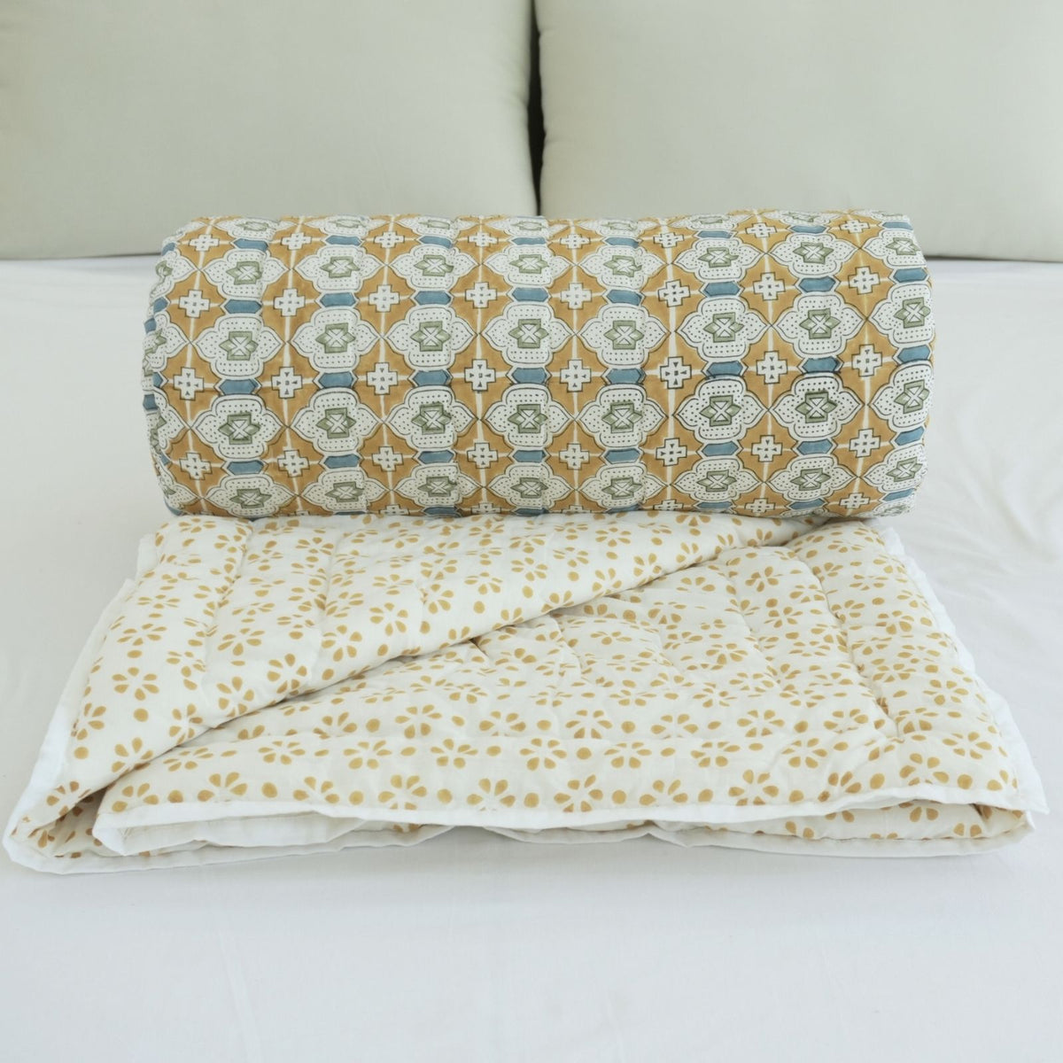 Jaipur Artisan Made Mustard Jarokha Cotton Reversible Quilt