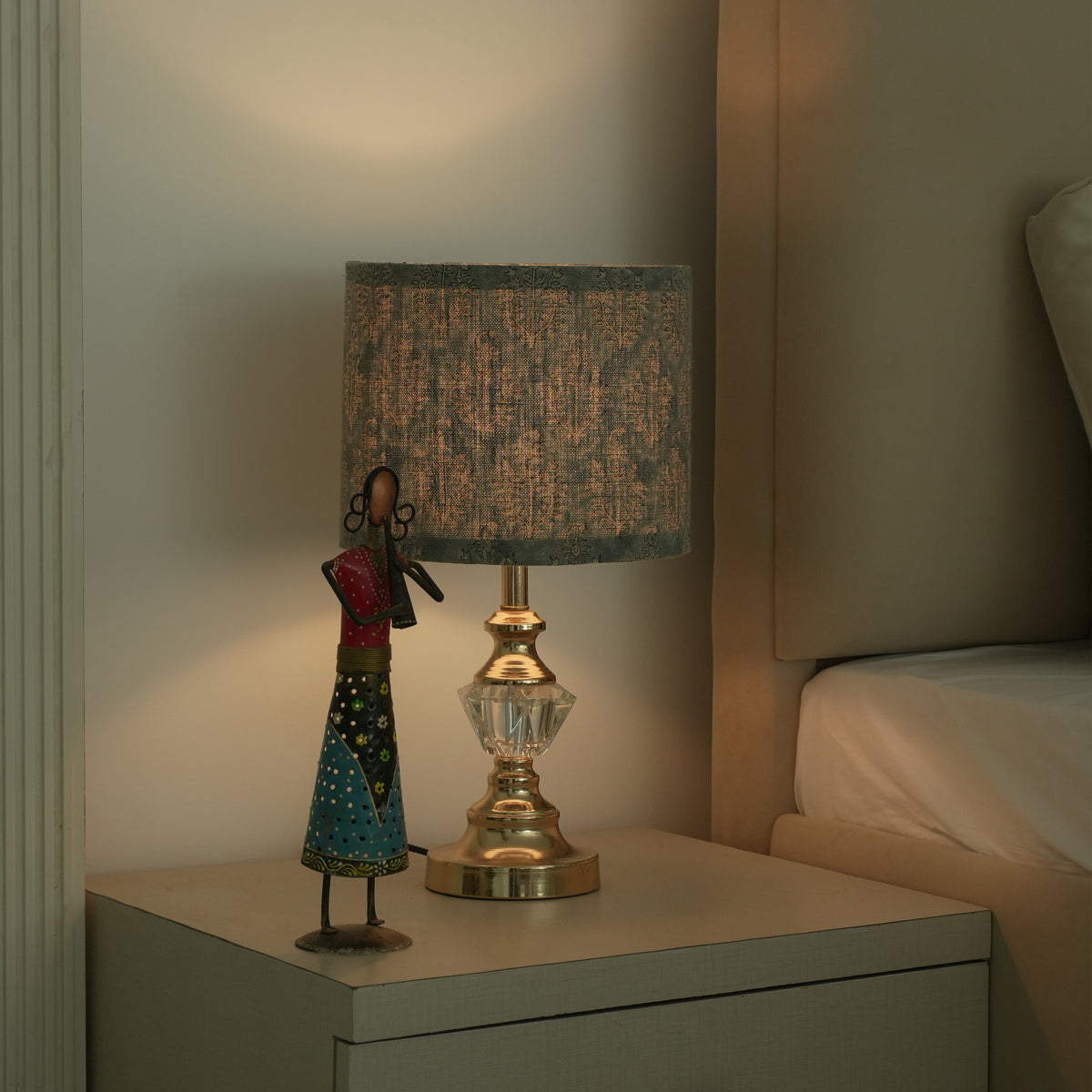 Handcrafted Gray Floral Detachable Linen Lampshade – Neelgagan 