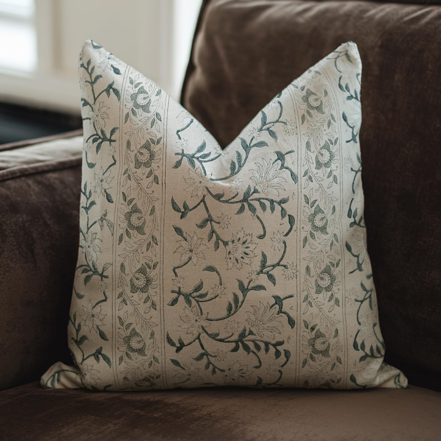 Fabdivine Pure Linen Fabric Handmade Block Print 24x24 Inch Throw Pillowcase Cushion Cover Decorative for Sofa and Couch, Fall Decoration (Aradhana-Blue)