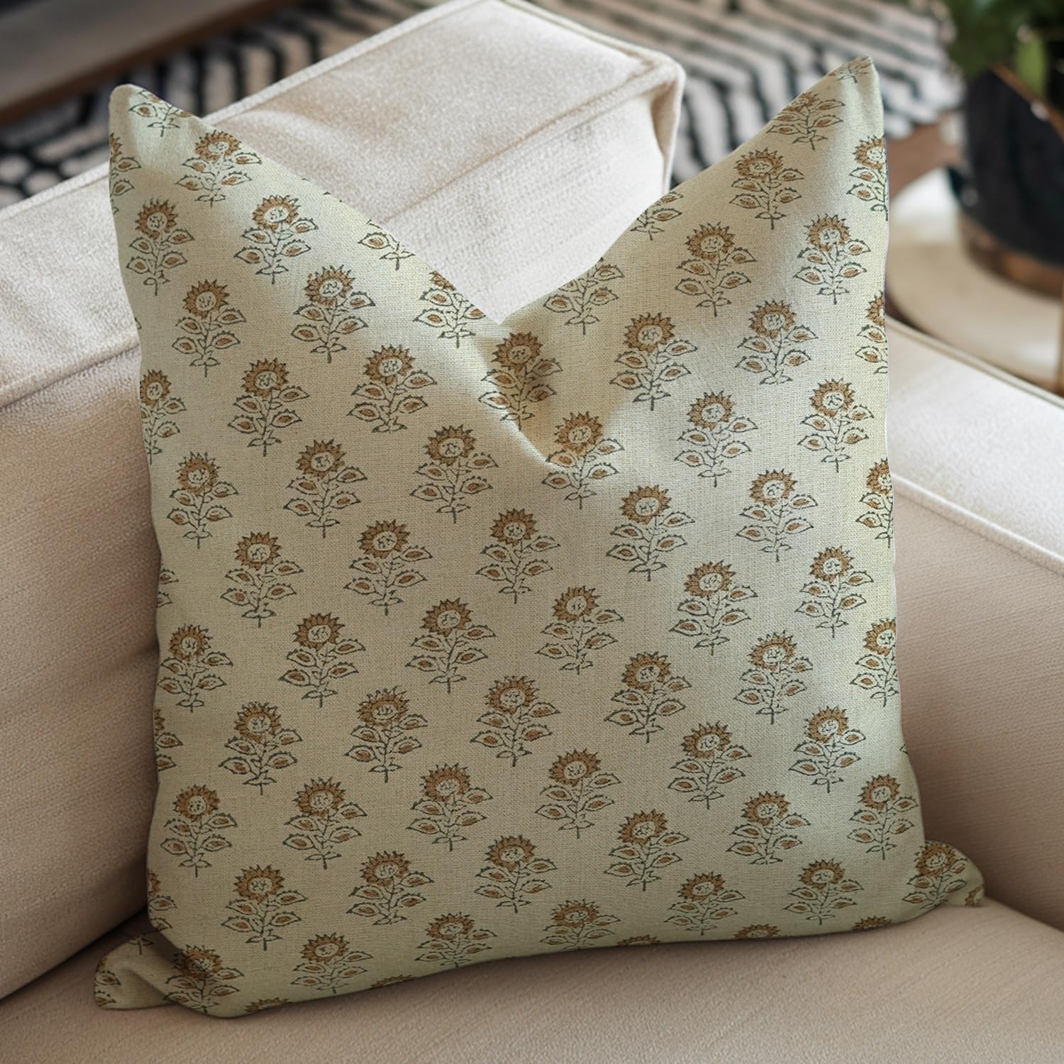 Fabdivine Vintage Handmade Block Floral Print 22x22 Inch Pure Linen Pillowcase Pillow Cover Perfect for Living Room, Bedroom, Sofa & Couch, Farmhouse, Hotels (Brown-Bagru Buti)