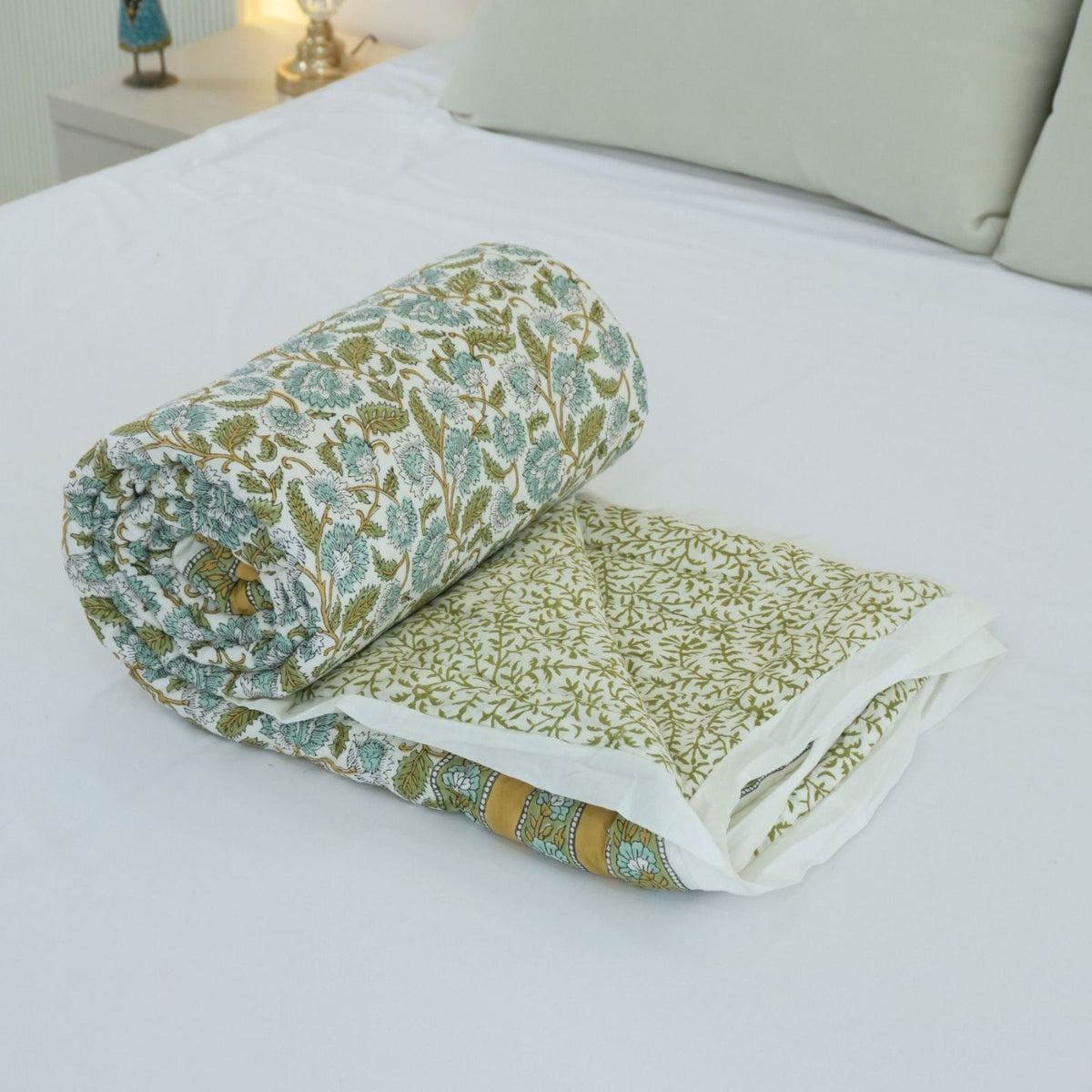 Indian Block Printing Floral Border Cotton Quilt - Mandakani
