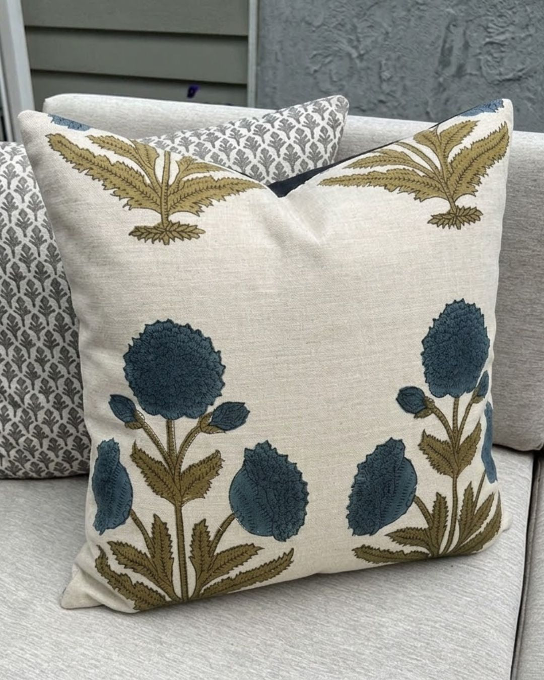Linen Blend Pillow Cover Green Floral - Badshah
