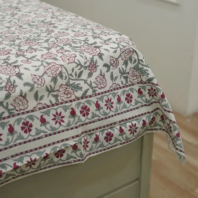 Cozy hand print bedsheets for bedroom comfort