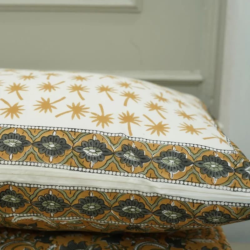 Handmade hand print bedsheets for bed décor
