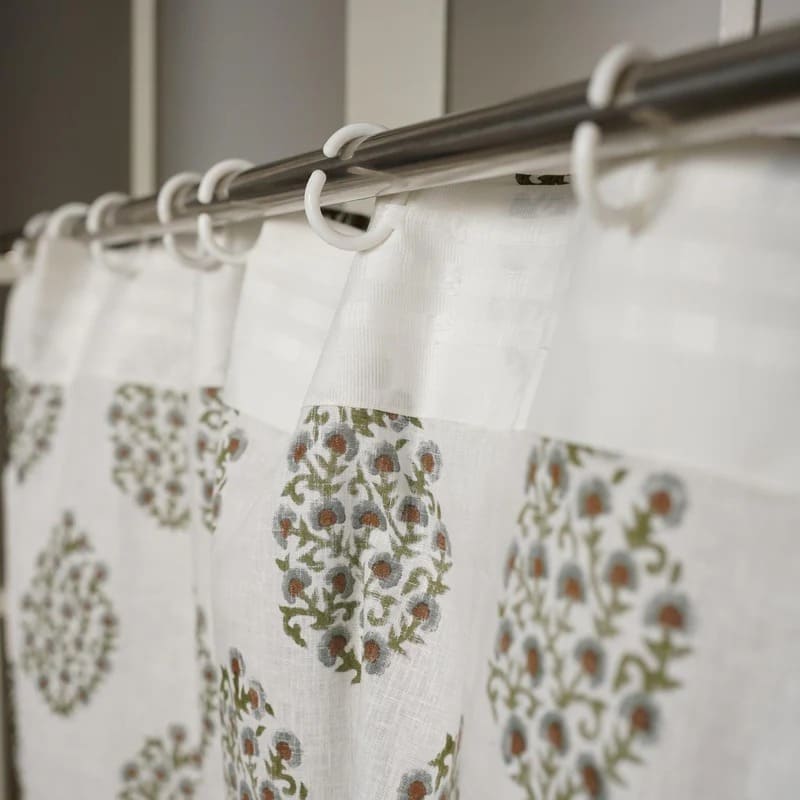 Curtains for sliding doors in neutral linen fabric