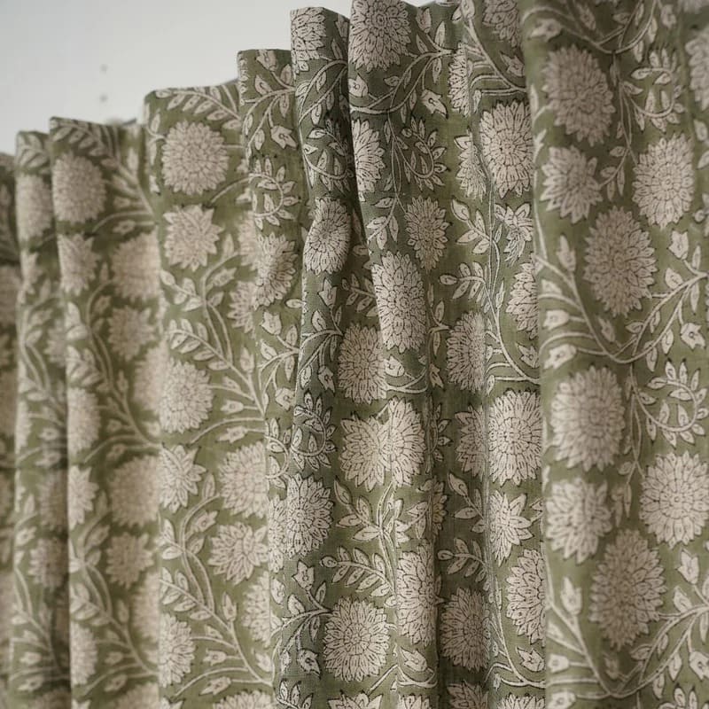 Modern kitchen curtain ideas for bright space