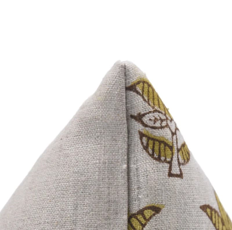 Handcrafted 7 Patti Linen Floral Pillow Cover