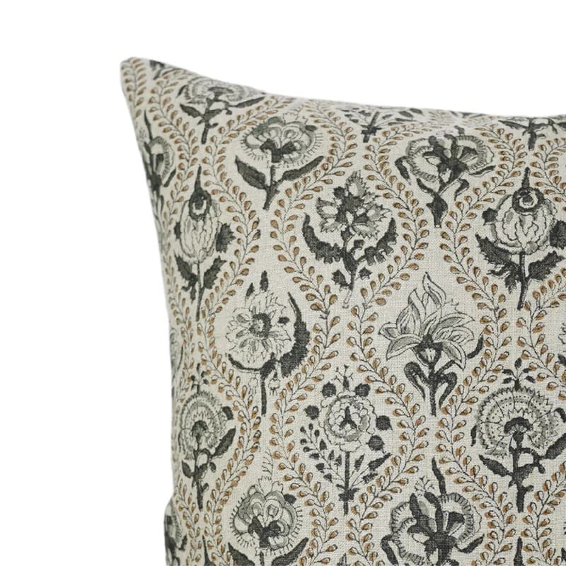 Decorative pillow cover for living room