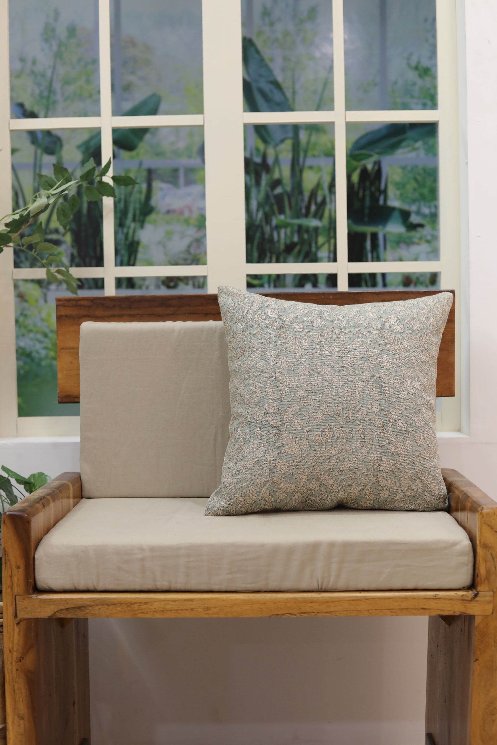 Minimal decorative throw pillow covers