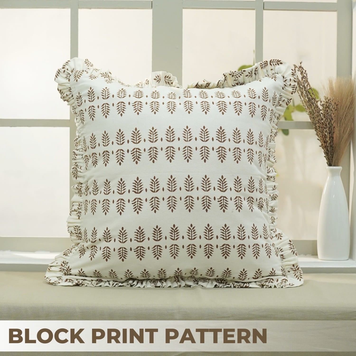Cotton pillow cover with zipper