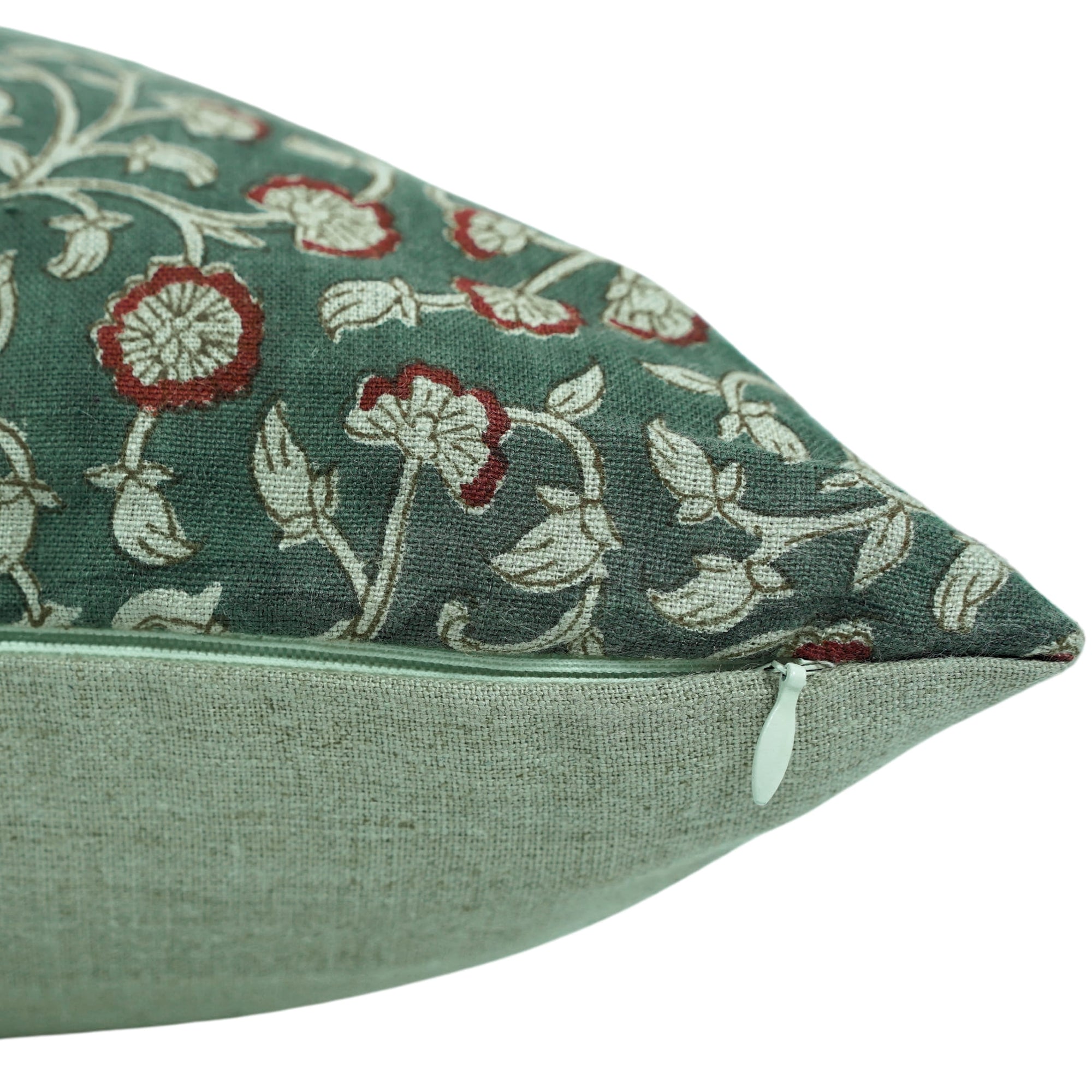 Decorative pillow with floral pattern on a linen pillow