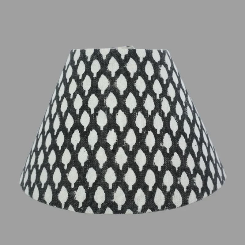 Fabric lampshade for table lamp decoration