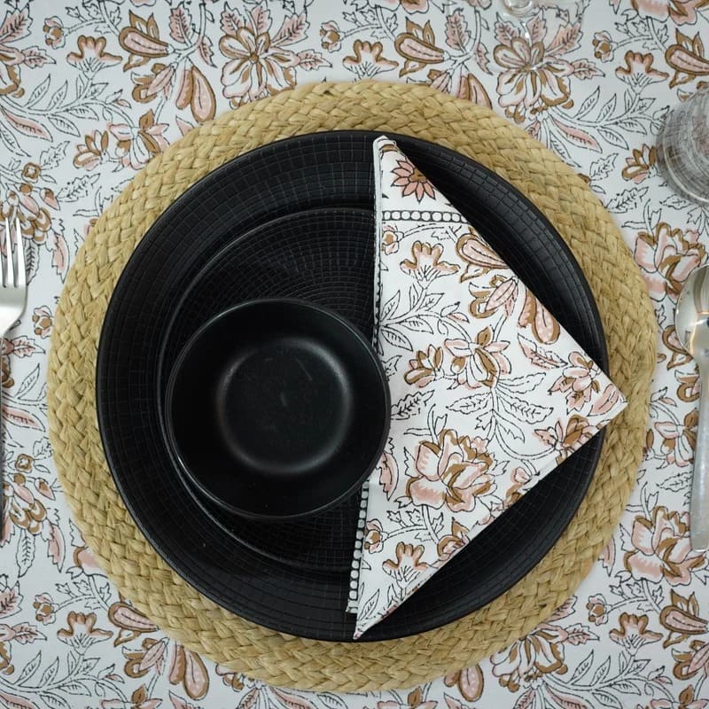 Stylish traditional table cloth print