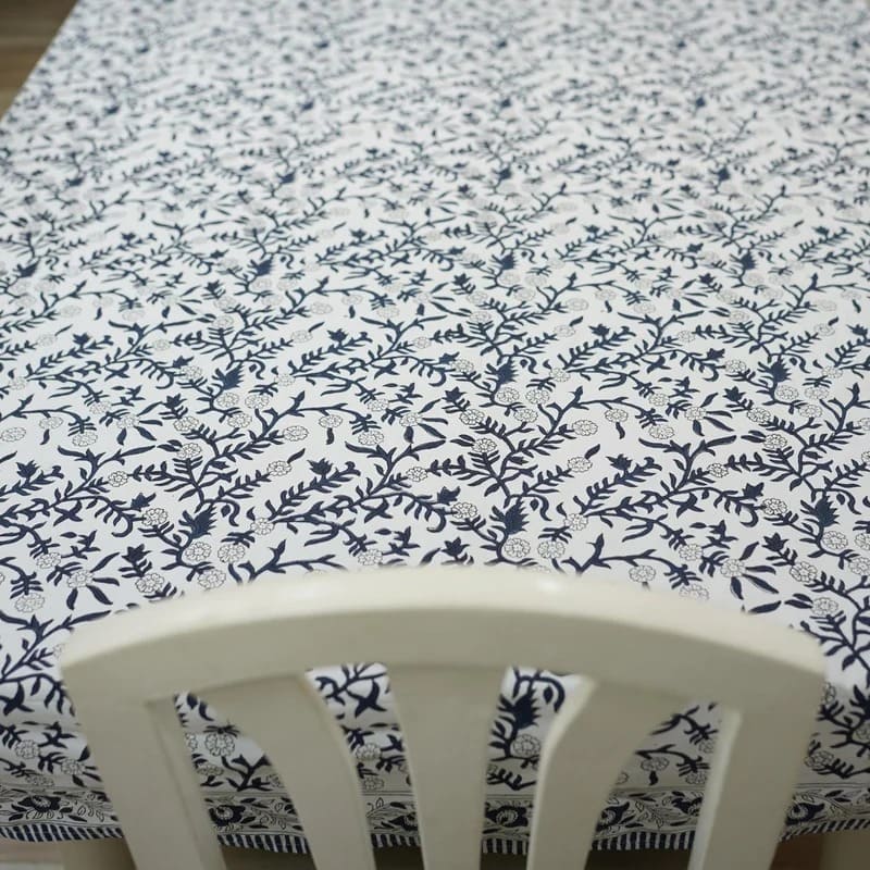 Printed table clothes for home decor