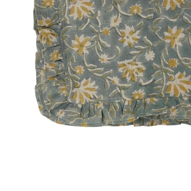 Elegant floral linen napkins for kitchen table