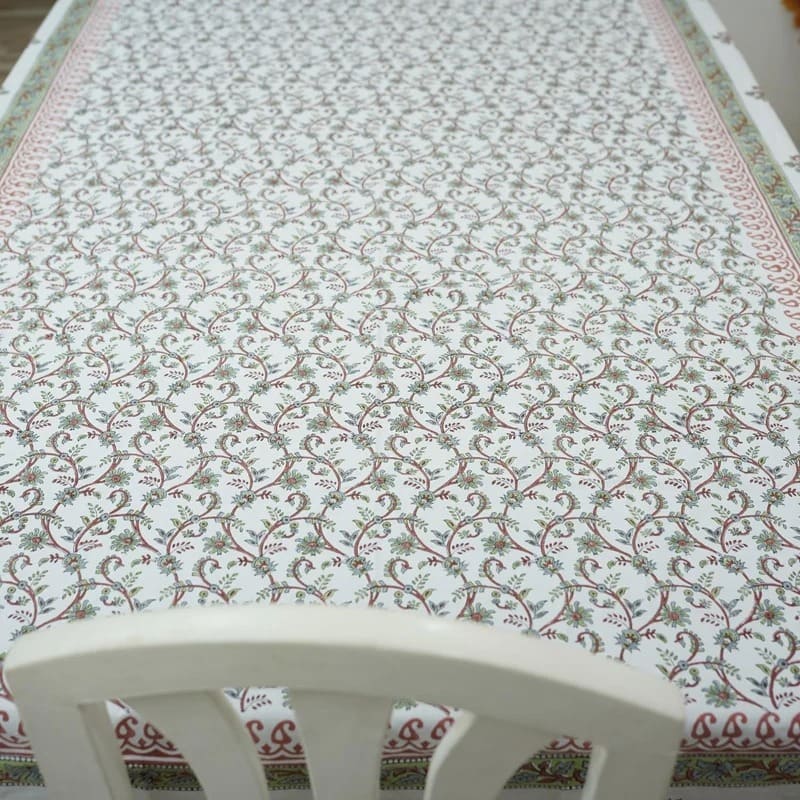 Minimalist bedroom and printed table cloth design