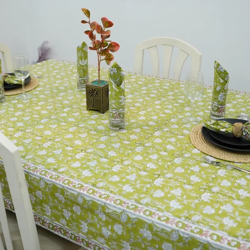 Bright decor bedroom printed table cloth