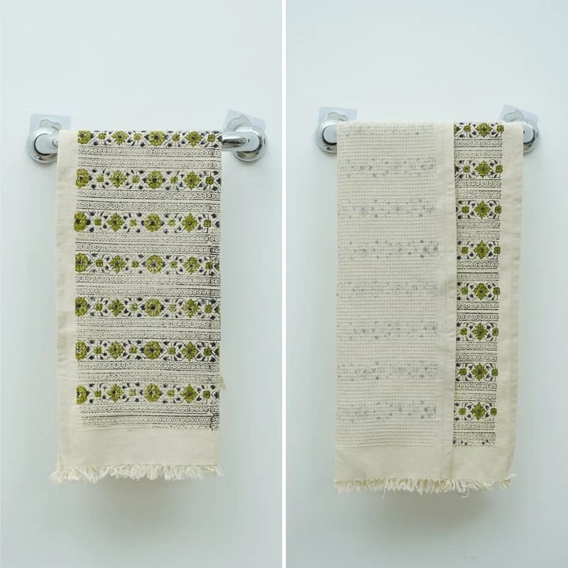 Soft cotton towel green patterned for bath
