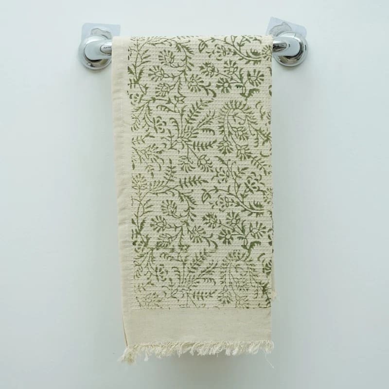 Hand towel green with waffle cotton detail