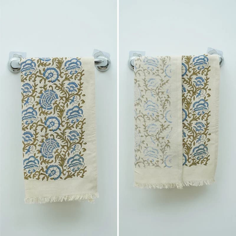 Soft cotton waffle hand towel for kitchen use