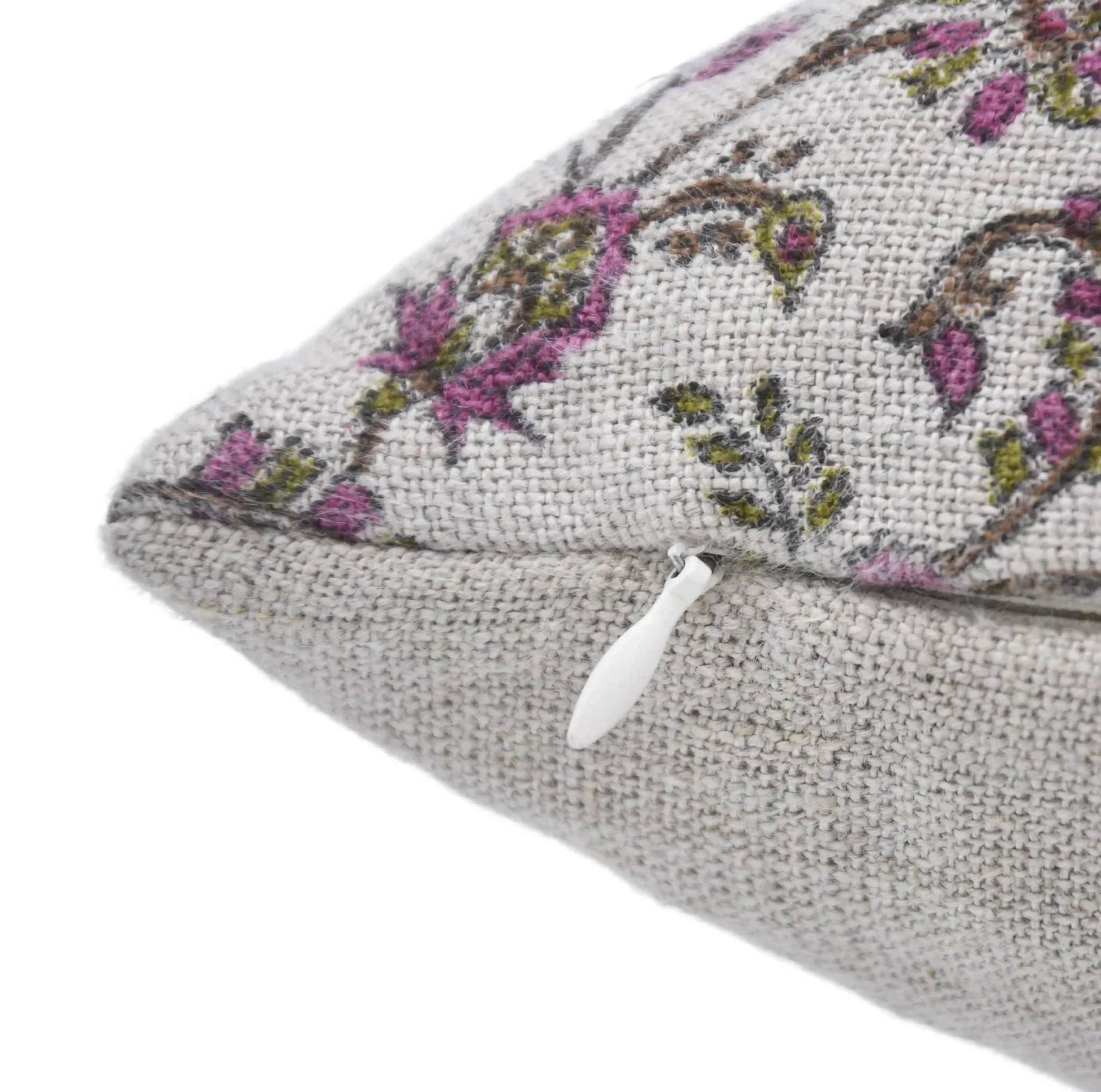 Nature pillow cover with floral pattern 
