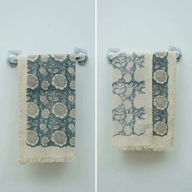 Printed green tea towel with modern aesthetics