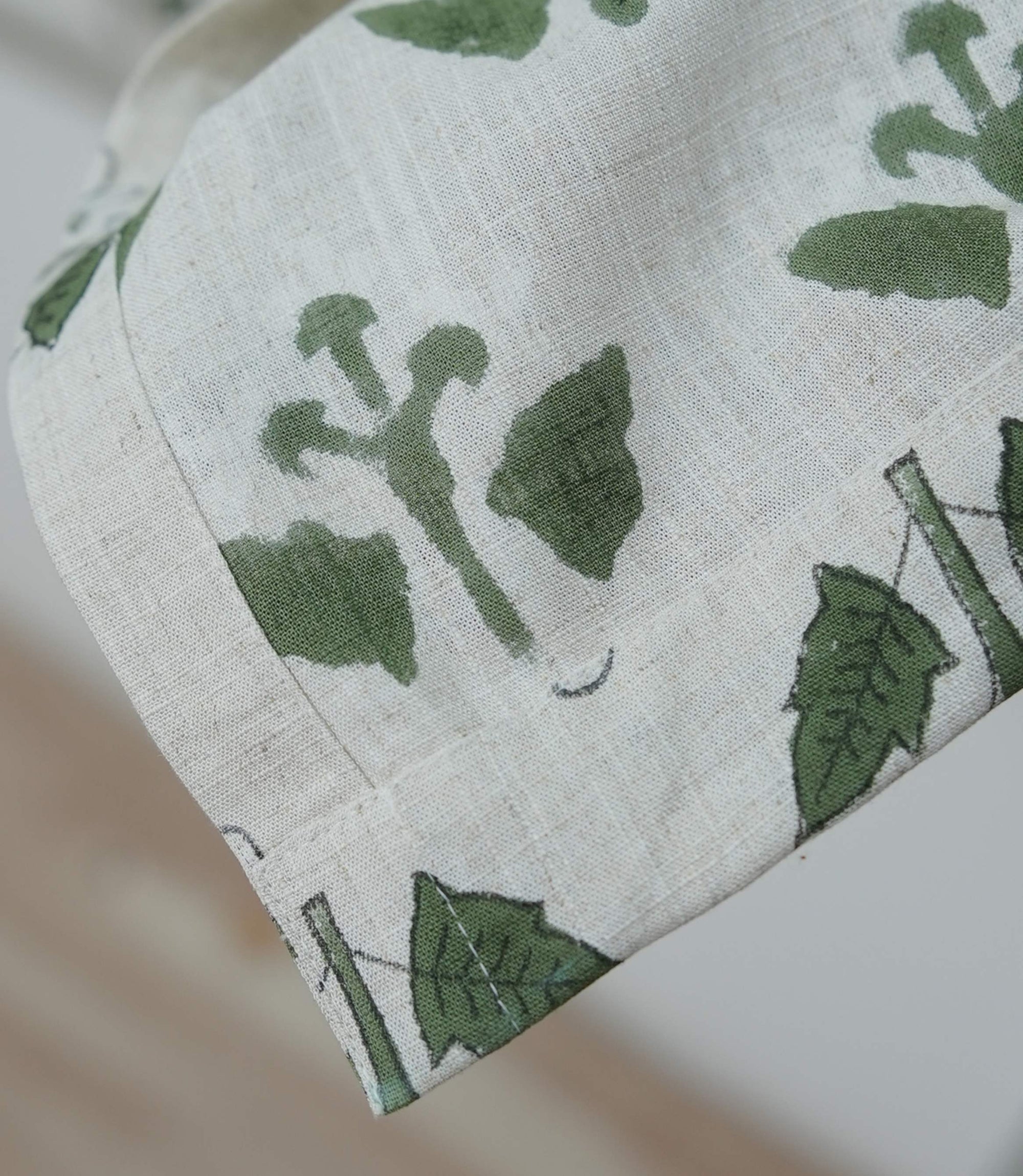 Handmade Green &amp; White Floral Linen Curtains – Chahat