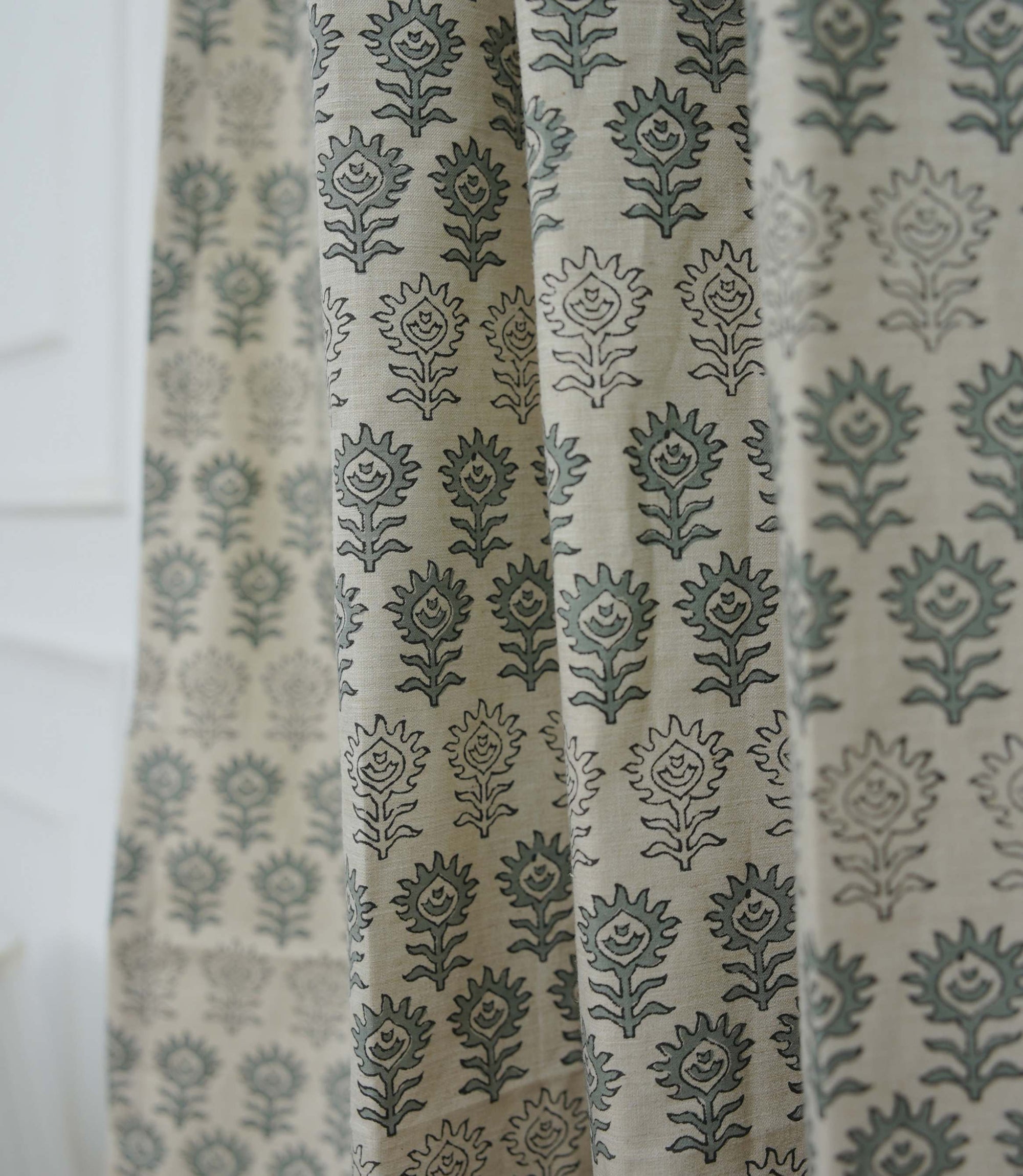 Handmade Linen Surajmuki Gray Floral Pleated Curtains