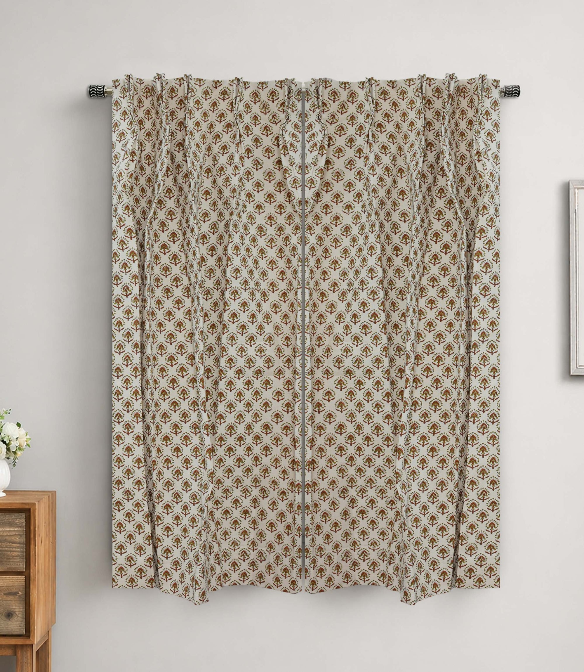 Handmade Gurukul Red &amp; Green Block Print Canvas Pleated Curtains