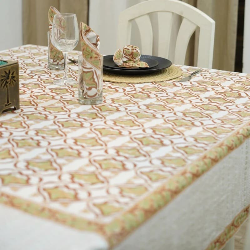 Clean modern bedroom printed table cloth