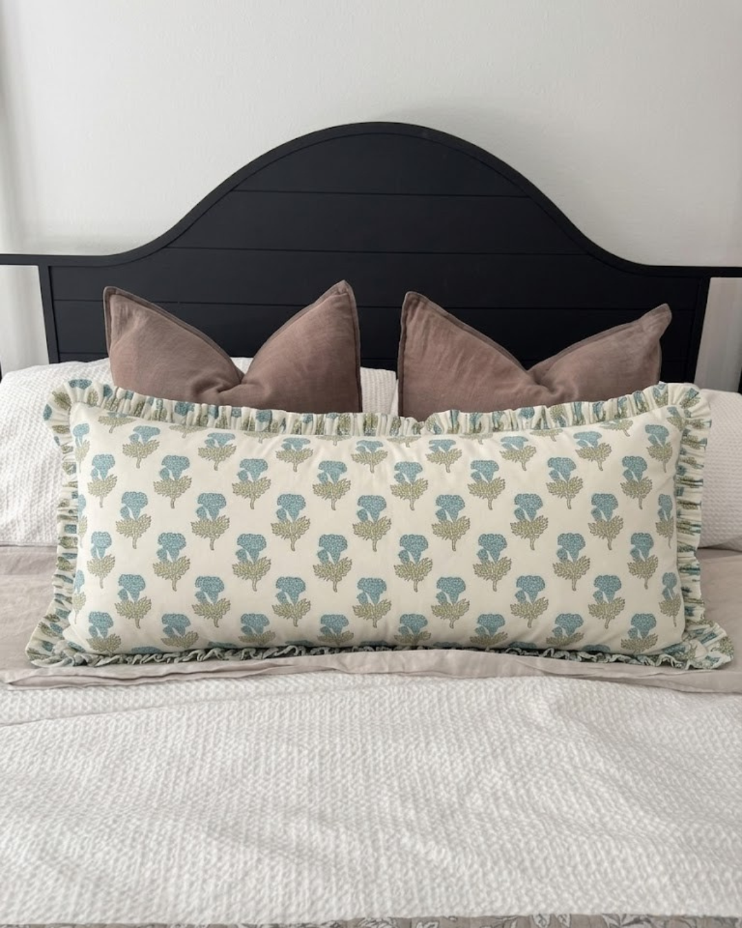 Indian Handmade Floral Frill Pillow Cover - Manmohan