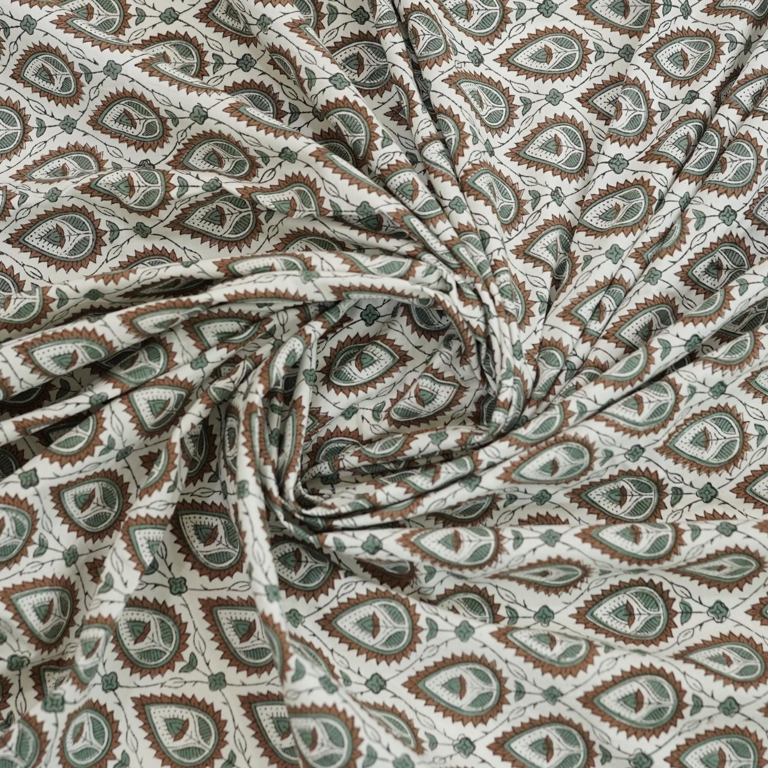 Cotton block print bedsheet, floral handprinted natural king size bedspreads, floral cotton pillow cover set, decorative cotton bedding, bohemian décor, farmhouse cotton bedding.