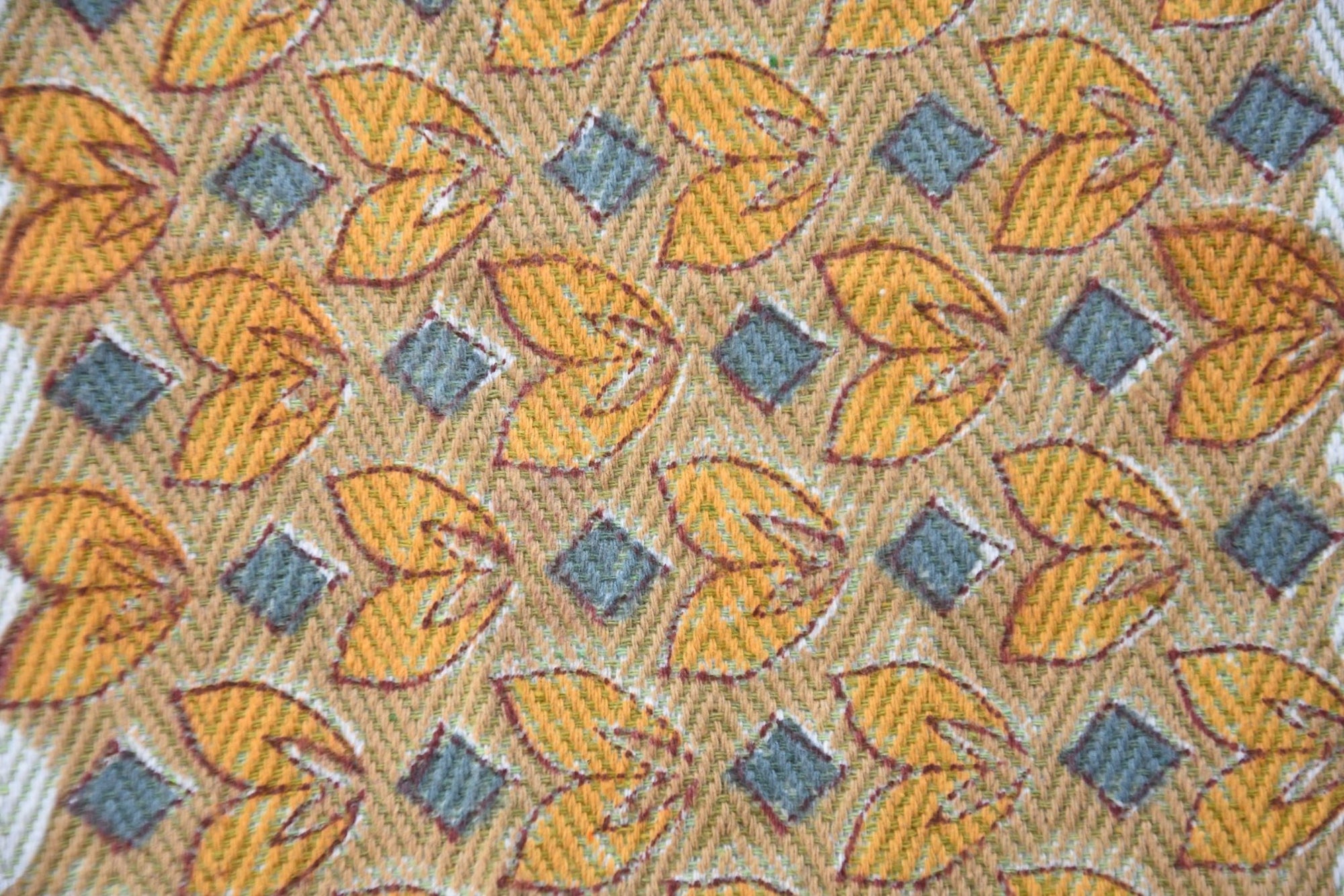 BLOCK PRINT HANDWOVEN THROW - TITTLI - Fabdivine