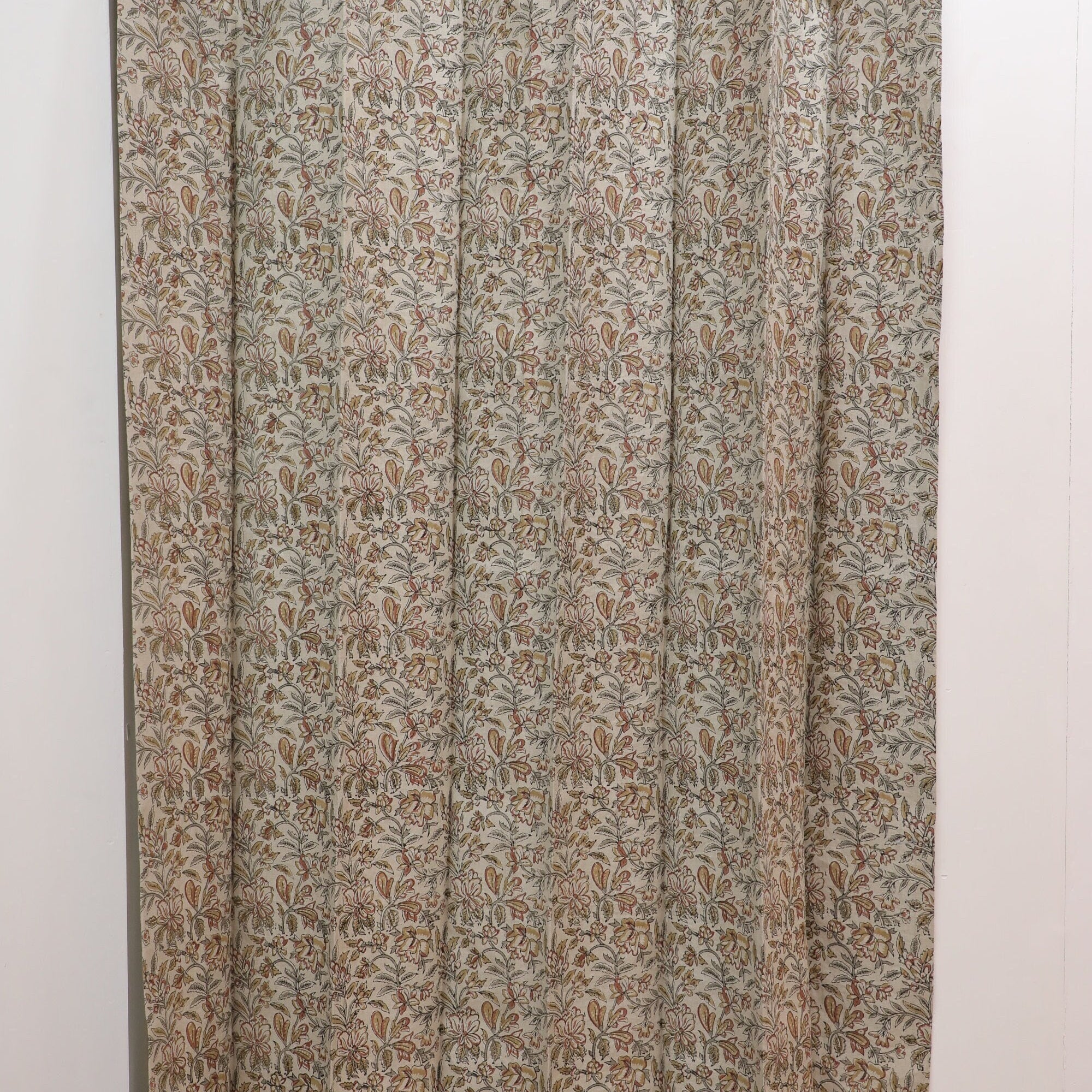 Block Print Linen Curtain, Living décor, Window valance and Shades, Beige Fabric Curtains, Floral print - QUDRAT