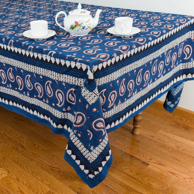A Table That Feels Like Home