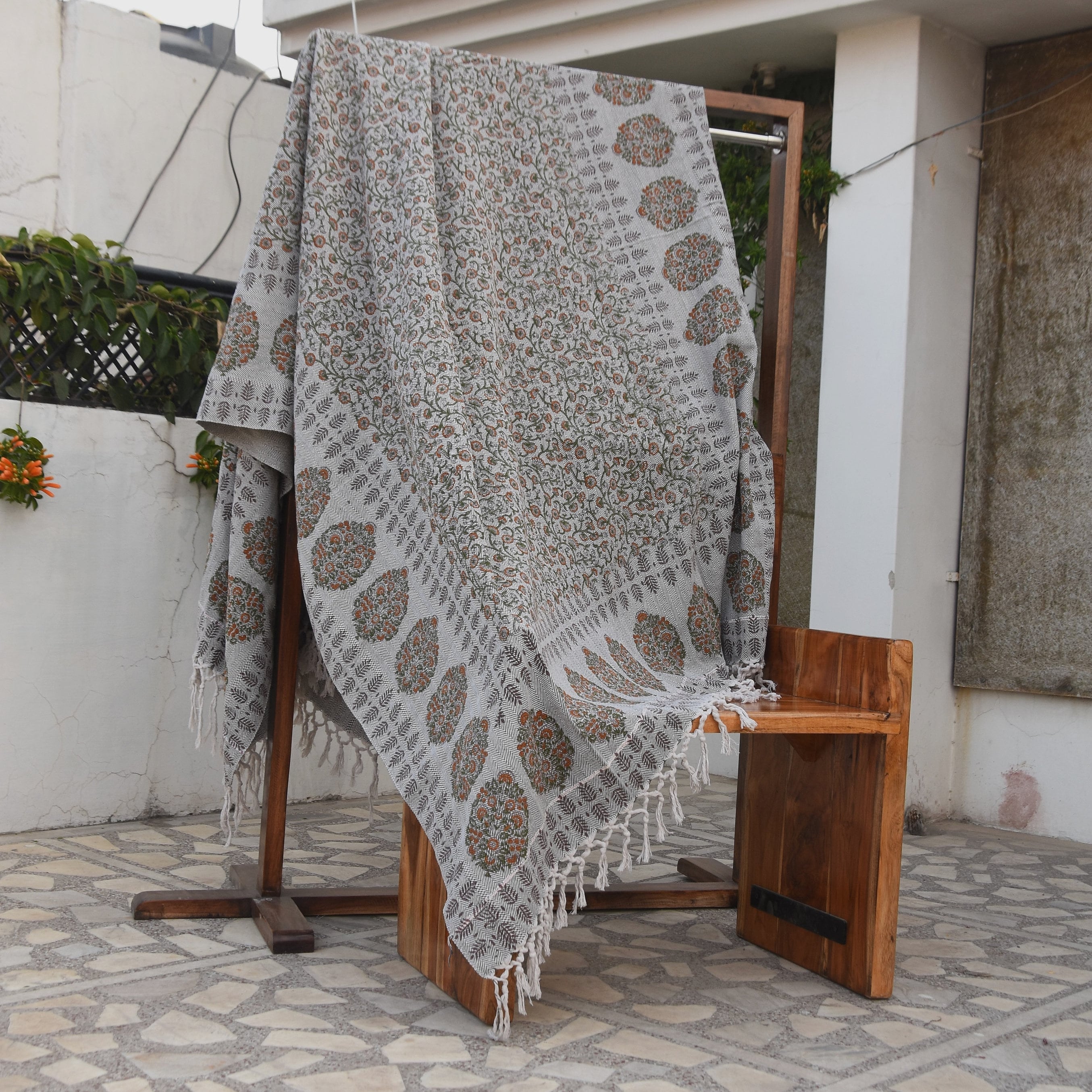 Blankets and Throws - Handwoven Block Print Throws - Handmade Blankets - Handwoven Handloom Fabric - HIMACHAL