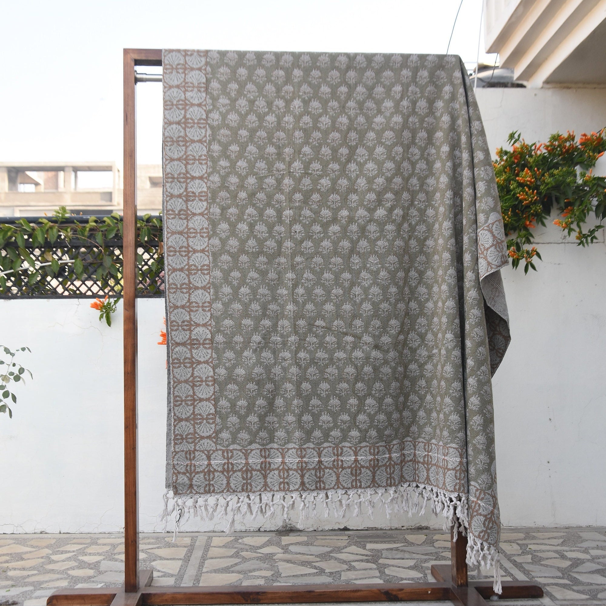 Block print handwoven throws, blankets and throws, handwoven handloom fabric, Woven throw blanket - CHHATRI