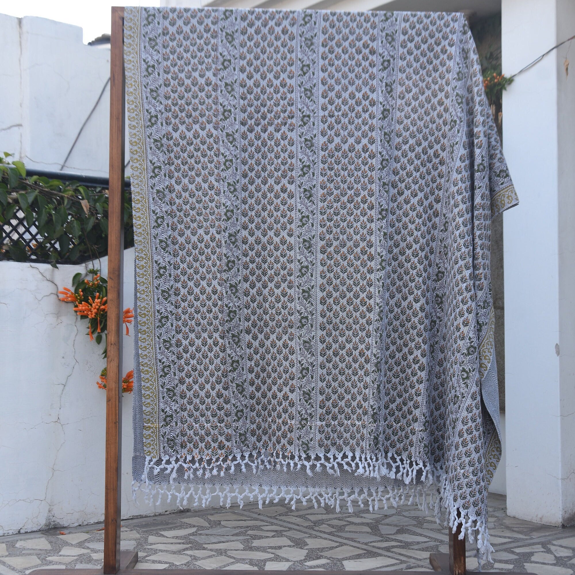 Blankets and throws, Handmade block print fabric, throws for couch, Handwoven throws, handloom fabric - ALIA